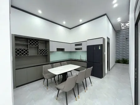 Nhà đẹp hẻm cấp 1 Y Wang dt 173.2m² ngang 6m giá 2.49 tỷ Phường Ea Kao