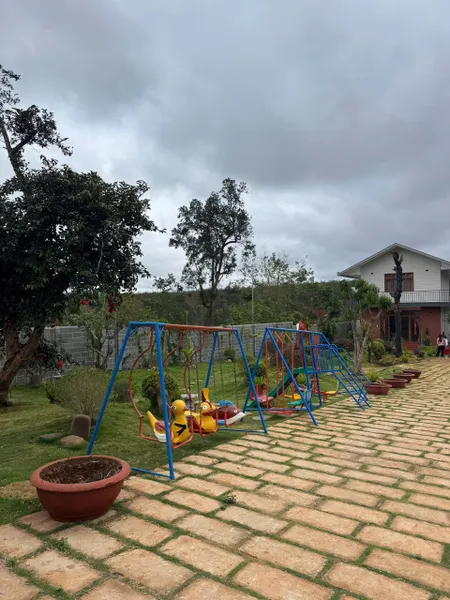 Bán nhà 1283m² giá 5.5 tỷ cusue