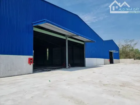 Cho thuê kho mới xây, có pccc, container ra vào 24/24 giá rẻ