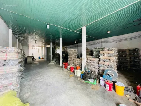 Bán nhà xưởng hẻm xe tải 8m gần aeon tân phú 251m2 ngang 10m không lộ giới 0938 798 ***