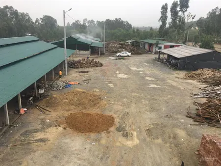 Mình cần bán nhà xưởng ccn hồng lĩnh hà tĩnh, mặt tiền đường đại hùng. dt sử dụng 3ha. giá 7 tỷ