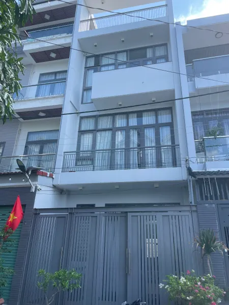 Bán nhà 3 lầu xã phước kiển nhà bè giá 6.5 tỷ