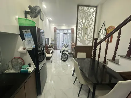 BÁN NHÀ 3 TẦNG  HẺM ĐƯỜNG TRƯƠNG ĐỊNH, NHA TRANG, KHÁNH HÒA