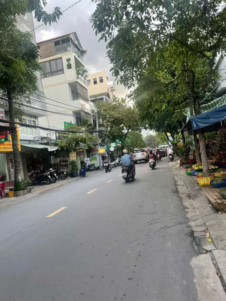 Bán nhà 152m² ngang 8m giá 30 tỷ Phường Tân Hưng