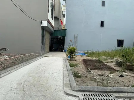 Chính chủ bán 46m đất vân nội ô tô đỗ cửa 3,35ty