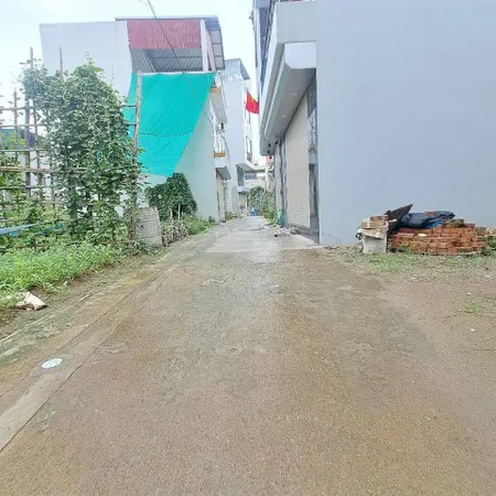 Chính chủ gửi bán 45m2 đất tại kiêu kỵ giá 3,3 tỷ