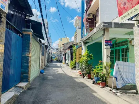 Hoà Bình - gần Đầm Sen - 5x14,8m - trệt 2 lầu - Nhà đẹp ở ngay - chủ bán gấp trong 2 tuần