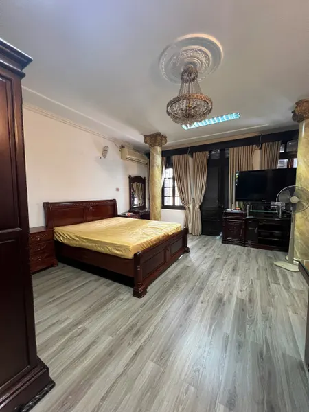 Cho thuê nhà Phố Lê Thanh Nghị, tầng 4 100m2, 2 PN, 10 Triệu full đồ