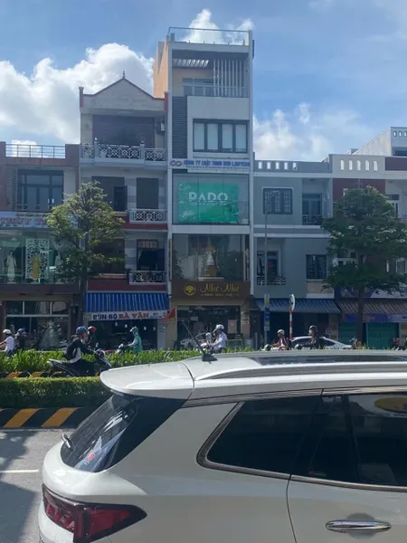 BÁN NHÀ 4 TẦNG ĐƯỜNG ĐIỆN BIÊN PHỦ 13,5 tỷ 100m2 4,5x25m