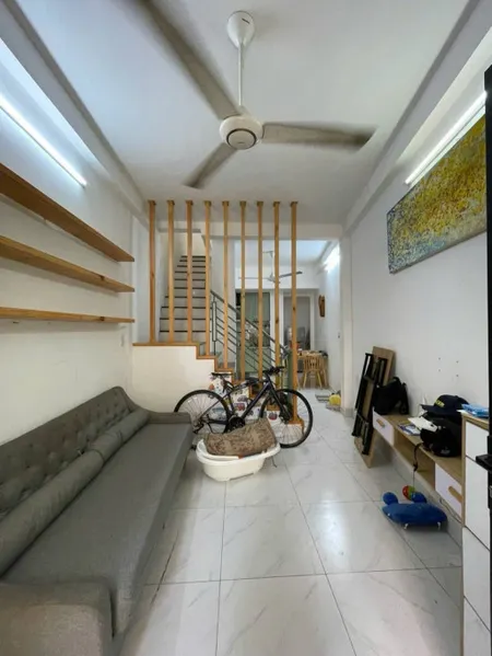 Bán nhà đẹp Thích Quảng Đức, Phường 5 Phú Nhuận, tặng full nội thất, nhỉnh 5 tỷ TL.