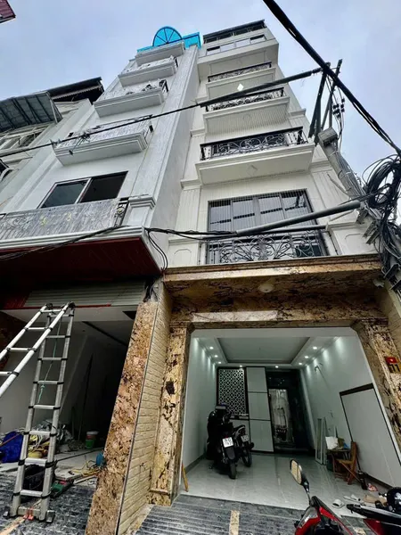 NHÀ THUỘC KHU CÁN BỘ PHÂN LÔ ĐẸP - GIÁ TỐT - Vị Trí Đắc Địa Tại Đường Hồ Tùng Mậu