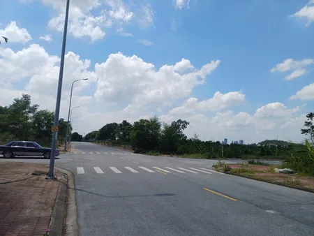 Bán 90m đất. Dãy D khu đấu giá kim chân. Đường 22m. Làn 2 đường trần lựu. Phường vũ ninh bắc ninh