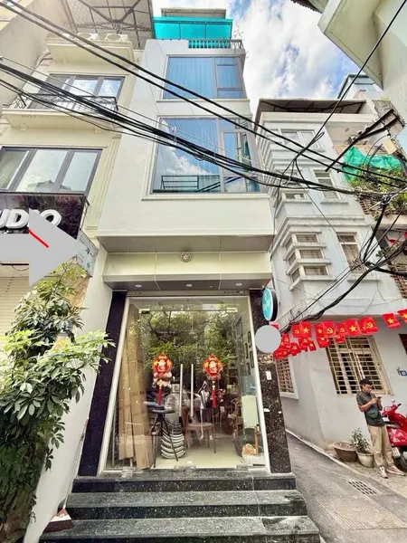 MẶT PHỐ TÂY HỒ – LÔ GÓC 2 MẶT TIỀN – VỈA HÈ 10M – CỰC HỢP LÀM SPA / LÀM ĐẸP