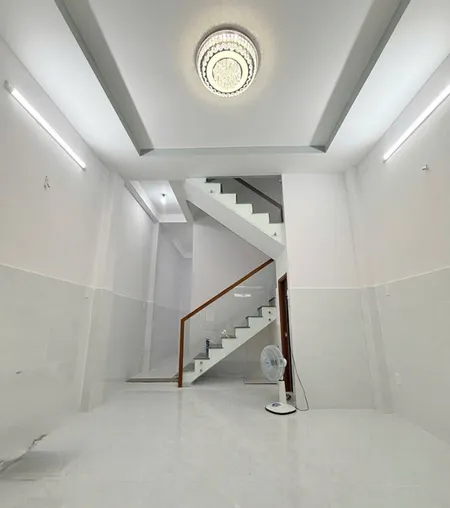 Nhà 4 tầng, Tân Tiến, Tân Bình, 43m2, chỉ 6.9 tỷ TL