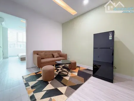 Trống sẵn căn hộ 1PN máy giặt riêng gần Bùi Viện, Dinh độc lập Quận 1
