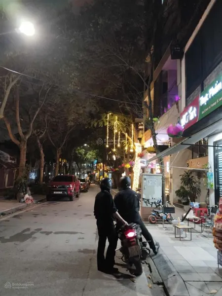 Mảnh đất phố trịnh công sơn, tây hồ, mặt tiền khủng, 2 mặt thoáng sáng, kinh doanh đỉnh