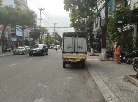 ĐẤT VÀNG MẶT TIỀN 150 M² – TT ĐÀ NẴNG – XÂY CĂN HỘ 7 TẦNG CHO THUÊ – GIÁ 11 TỶ