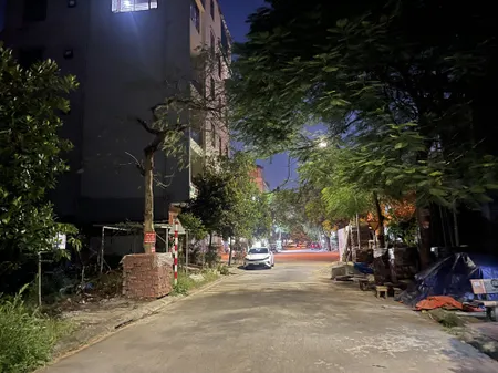 Bán 72m đất giãn dân khả lễ 2. Tặng nhà xây thô 2 tầng. Nhìn đường và vườn hoa to. Làn 2 đường bình than. Phường võ cường bắc ninh