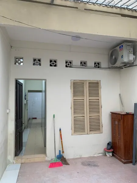 Cho thuê nhà Phố Cầu Giấy 2 tầng x 55m2, 3 ngủ, 2 WC, 9.5triệu/th