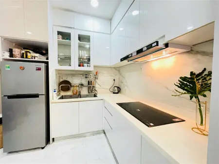 Bán căn hộ 3pn 2wc view trực diện, nhà mới, giá 4,6 tỷ đầy đủ nội thất