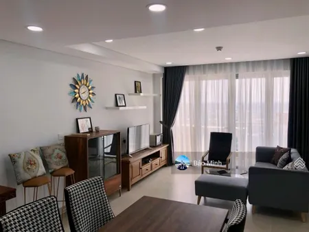 Chính chủ bán gấp căn hộ 2pn res green tower tân phú dt 75m2 giá 2 tỷ 260 đã có sổ, nội thất đầy đủ