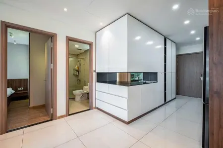 Kẹt tiền cần bán gấp chung cư the tresor quận 4 76m2 2pn2wc 2ty360triệu