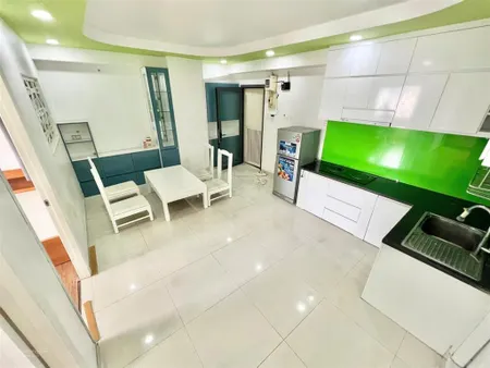 Bán gấp căn hộ 2pn tại chung cư miếu nổi, vũ huy tấn, 2,3 tỷ, 72m2 giá tốt