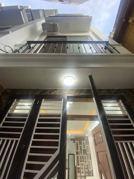 BÁN NHÀ MỚI TINH – XUÂN ĐỈNH – GẦN ĐẠI SỨ QUÁN HÀN QUỐC – NGOẠI GIAO ĐOÀN – VÀI BƯỚC CHÂN RA Ô TÔ TRÁNH