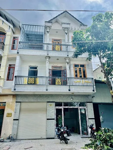 CHO THUÊ NHÀ PHỐ MẶT TIỀN – KHU ĐÔ THỊ GREEN SQUARE, DĨ AN, BÌNH DƯƠNG