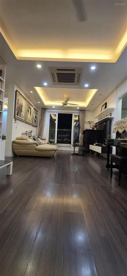 Bán gấp chuyển công tác sg cc 3pn, 2wc, 120m2 tại tô hiệu, hà đông, 6 tỷ 9. 0963 253 ***.