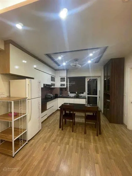 Gia đình cần bán căn hộ 2 pn toà đại kim building phố trần hoà, đại kim diện tích 64m2 trên sổ