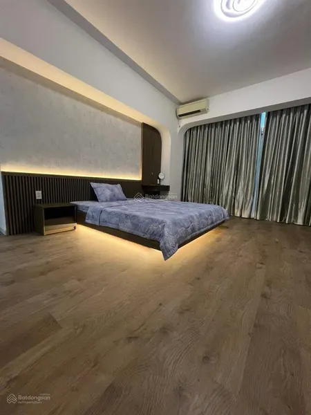 Bán căn hộ garden court 1 phú mỹ hưng, quận 7,130m2, 3 phòng, lầu cao view đẹp nội thất đẹp 12.5 tỷ