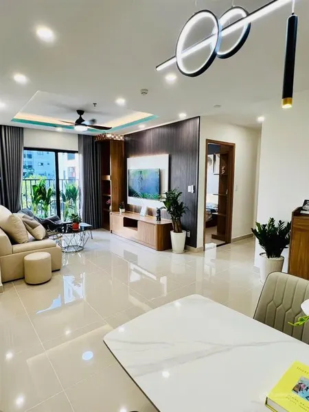 Bán căn hộ ct3 75m2 rất đẹp rộng rãi, full nội thất xịn thông minh, có sổ đỏ