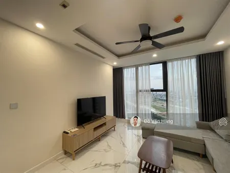 Bán căn 2 ngủ + 1 đa năng đồ cơ bản 86m2 sunshine city tầng cao sổ đỏ sang tên