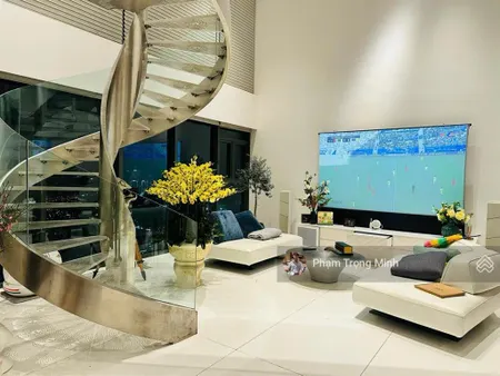 Chính chủ bán penthouse diện tích 350m2 toà golden palace, có bể bơi + sân vườn, xem nhà 24/24