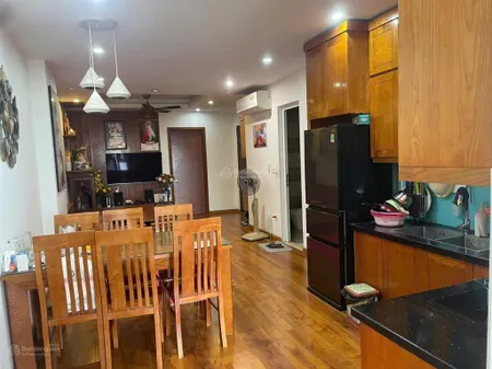 Bán căn hộ startup tower, 5,95 tỷ, 84,2m2, 3pn, 2wc, full nội thất