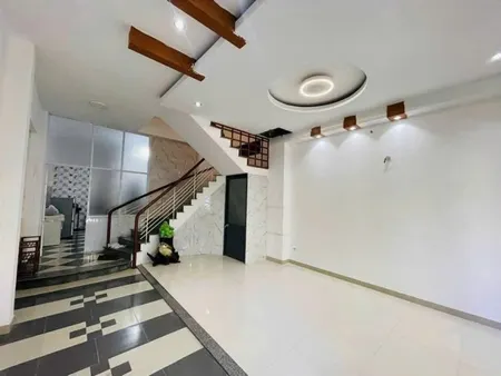 ► Nhà Kiệt nhựa gần MT Ông Ích Khiêm, 75m2, ngang 5m, 3 tầng, 4 căn hộ, 5.x tỷ