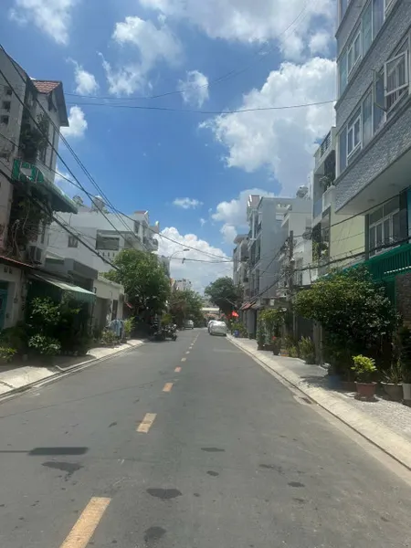 Bán nhà 224m² ngang 8m giá 40 tỷ Phường Tân Hưng
