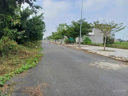 Đất nền thị trấn đức hòa mặt tiền đt824, 100m2 liền kề khu dân cư tân đức