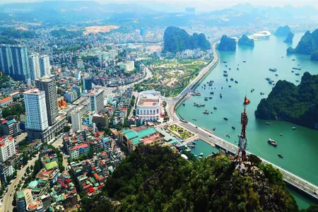 Bán đất mp hoàng quốc việt, bãi cháy, hạ long, quảng ninh 1378m2, mt 28m xây khách sạn tuyệt vời