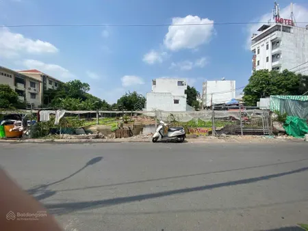 Bán đất 1.415m² (35m x 47m) góc 2 mặt tiền, đường số 21, phường 8, trung tâm gò vấp giá 200 tỷ.