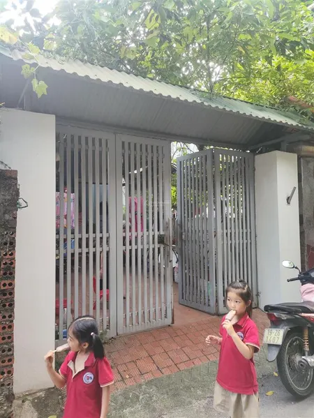 Ngõ ô tô cách 50m ra mặt phố dt 80m2 mt 4m 13ty trung tâm long biên bigc