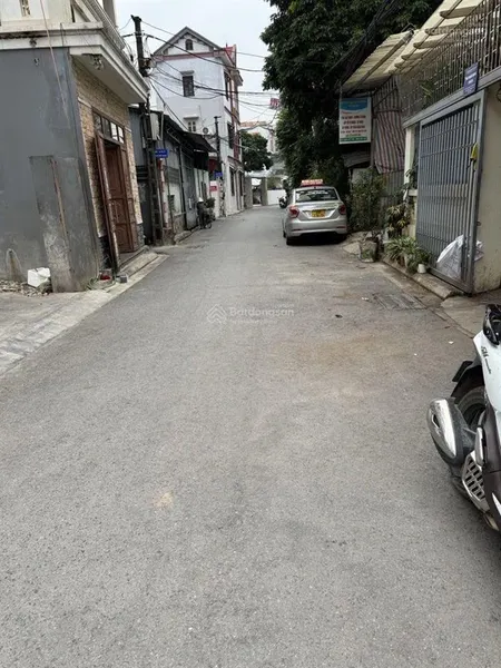 Bán đất giang biên 52m2, mặt tiền 4m, ô tô vào đất, ô tô tránh cách 20m. giá 4,65 tỷ