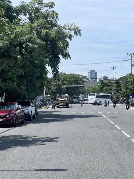 Cách biển 300m cần chuyển nhượng lô đất đường 15m mt hà kỳ ngộ ngay toà tháp đôi vương thừa vũ