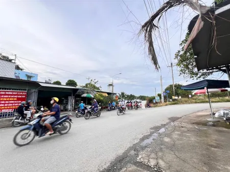 Bán đất nền sổ hồng riêng thổ cư mặt tiền hương lộ 6 view sông mát mẻ