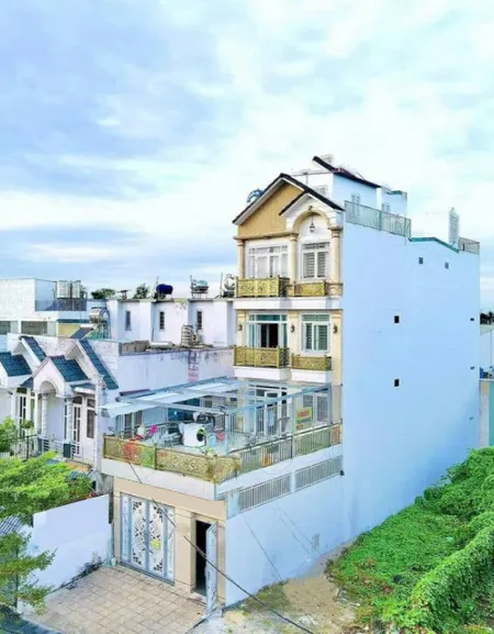 Nhà Vuông SHR 4 tầng HXH né 168m2 – Hà Huy Giáp Quận 12