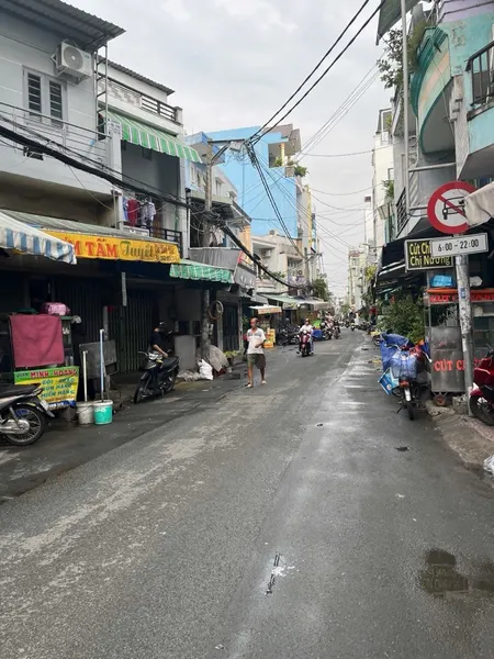 Bán nhà 17.4m² ngang 4.5m giá 2.85 tỷ Phường Bình Thới