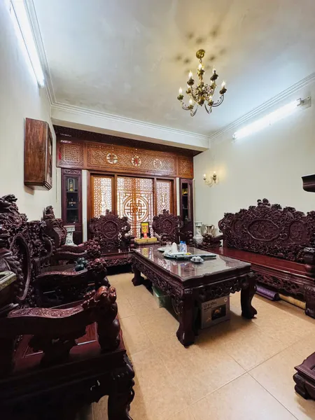 Nhà Đep! Nguyễn Văn Huyên,Oto,Kinh Doanh,DT: 55m2 x 4Tầng,Giá: 21.5 tỷ Cầu Giấy