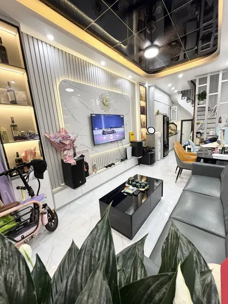 CỰC PHẨM NHÀ MỚI! Chợ Khâm Thiên,20m ra Phố,DT: 26/32m2 x 4Tầng,Giá: 7,38 tỷ Đống Đa