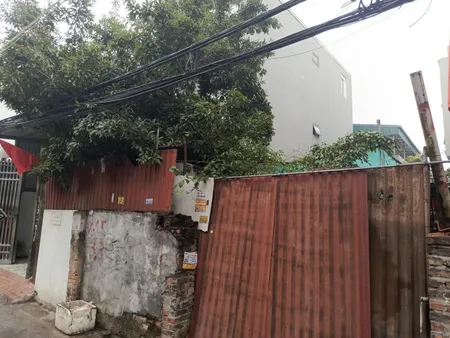 ĐẤT ĐẸP ĐÔNG MỸ 62m² - MT 3.5m - 5 TỶ
🚗 NGÕ Ô TÔ TRÁNH - CẠNH SÂN VẬN ĐỘNG, UBND, TRƯỜNG HỌC, CHỢ

Vị trí cực đẹp, cạnh sân vận động xã Đông Mỹ, vài bước ra UBND, trường học, chợ.

Ngõ rộng gần 5m, ô tô tránh nhau, ra vào thoải mái.

Khu vực đang p